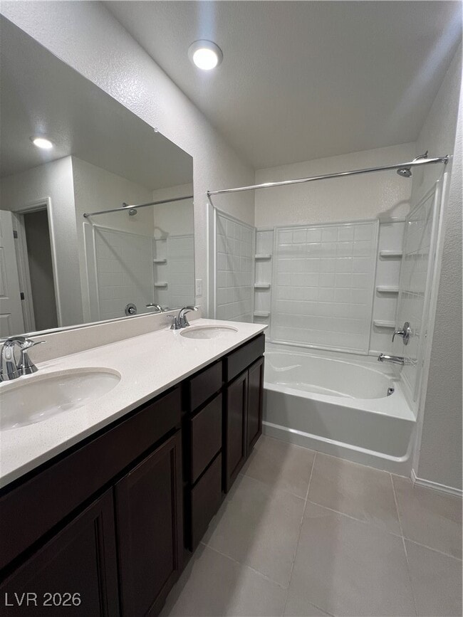 Building Photo - 6869 Calvitero St