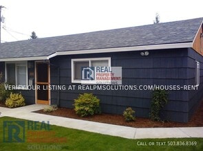 Building Photo - 5025 NE 17th Ave