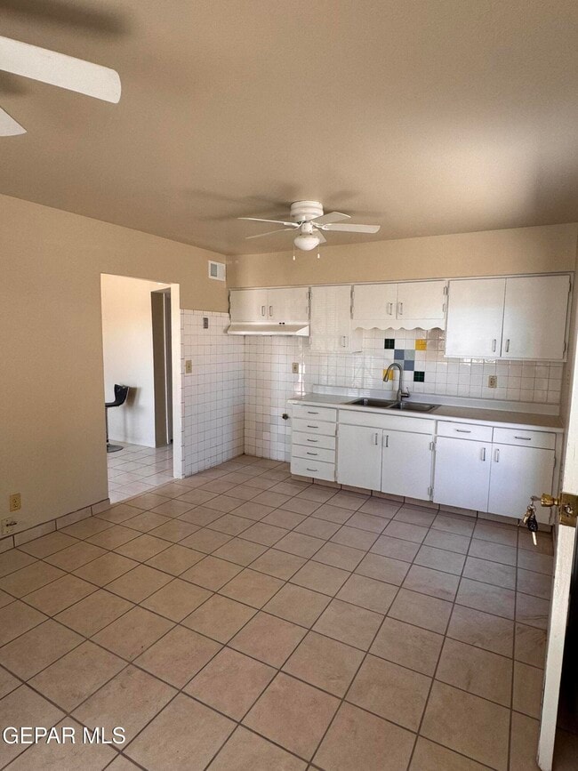 Building Photo - 743 Rodriguez Rd