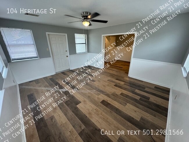 Building Photo - 104 Heritage St