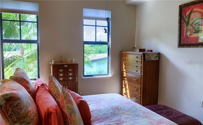 Building Photo - 99 Vivante Blvd