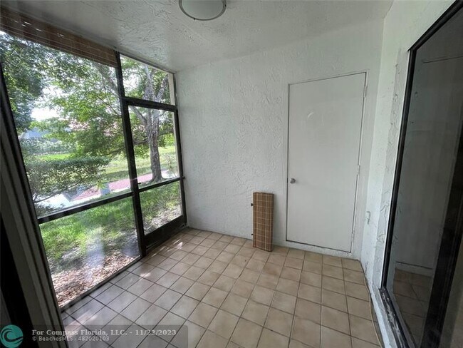 Building Photo - 12222 Royal Palm Blvd