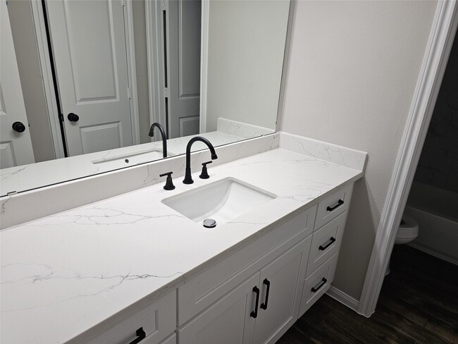 Building Photo - 10846 Kirktown Dr