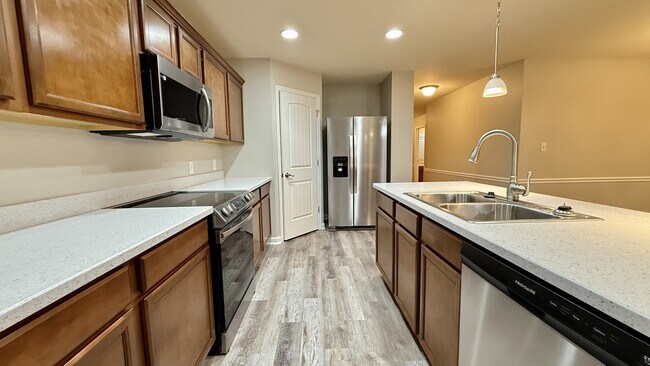 Building Photo - 1813 Clayton Cove Dr NW