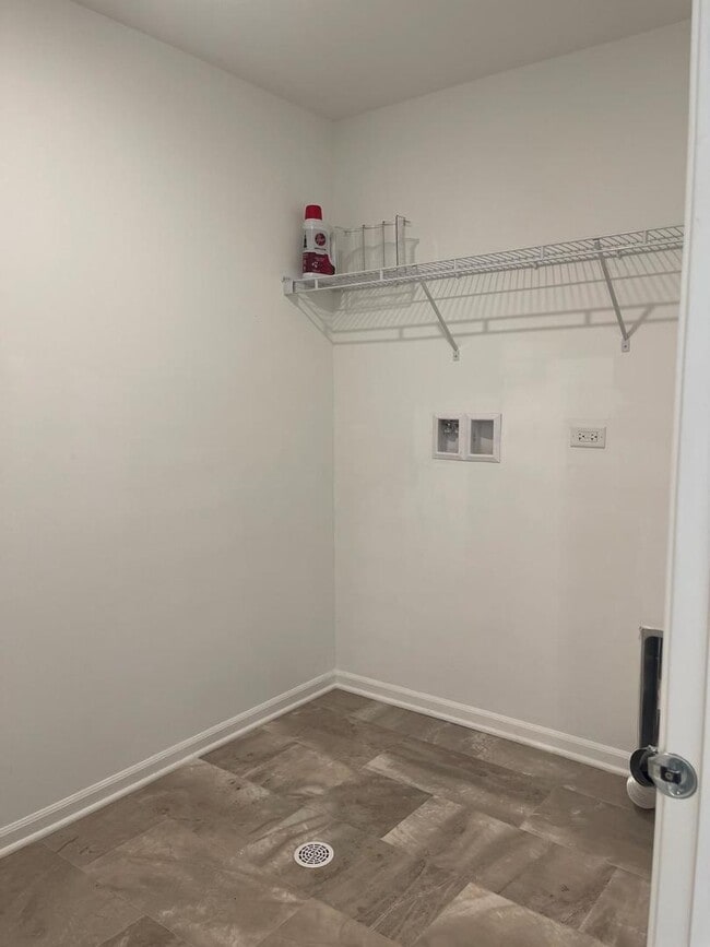Building Photo - 4219 Chelsea Mnr Cir