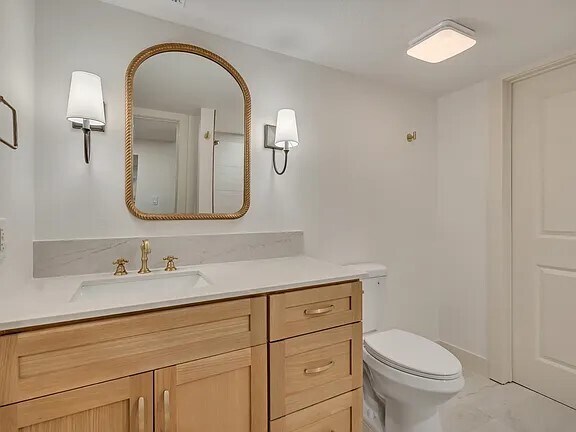 Building Photo - 2590 E 2100 S