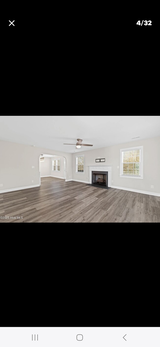 Building Photo - 606 Sonata Ct