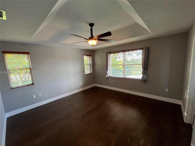 Building Photo - 4790 SW 165th Ave