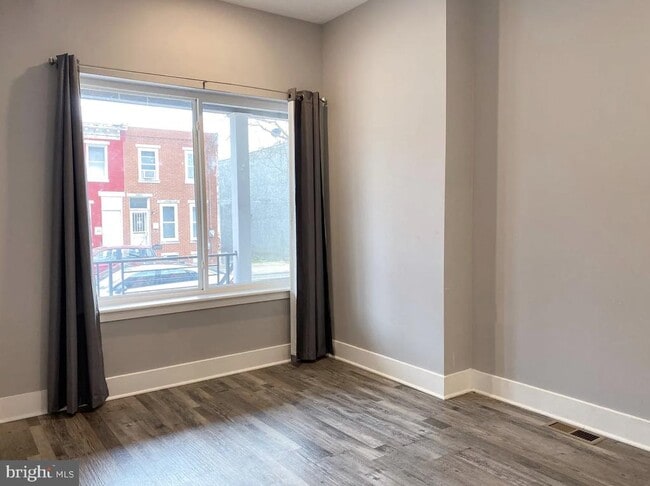 Building Photo - 3817 Wallace St