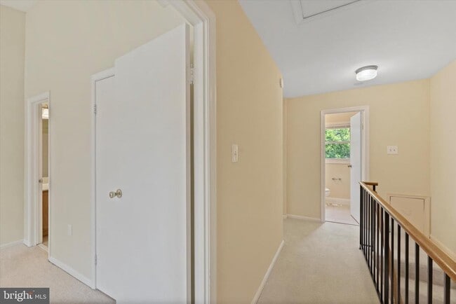 Building Photo - 7385 Emerald Dr