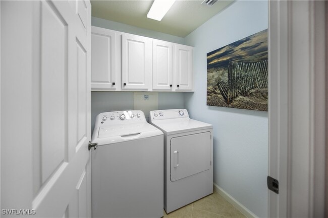 Building Photo - 6626 Alden Woods Cir