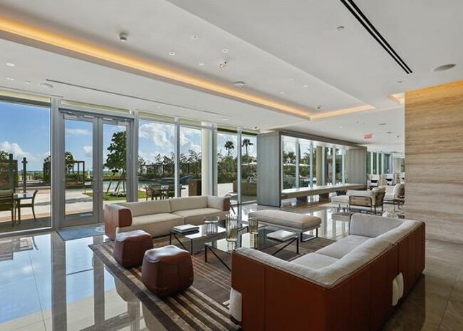 Building Photo - 9349 Collins Ave