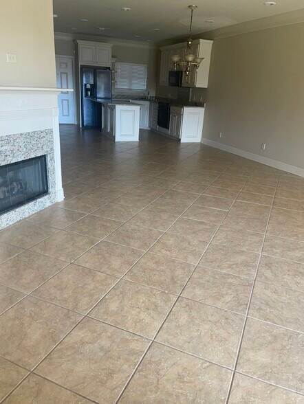Building Photo - 413 Halteria Ln