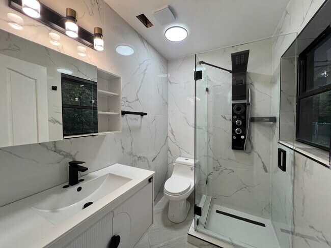 Building Photo - 13302 Doubletree Cir