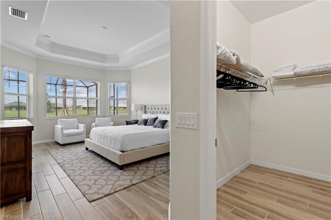 Building Photo - 6023 Diamonte Pl