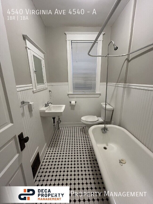 Building Photo - 4540 Virginia Ave