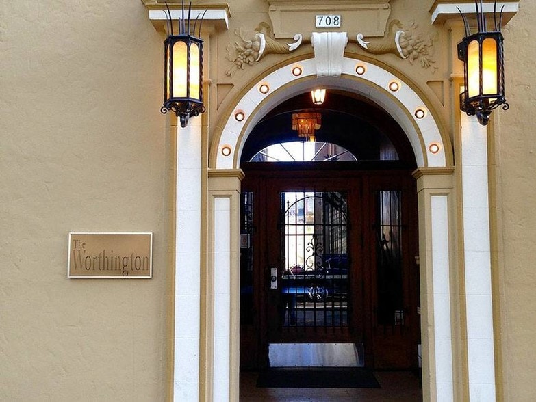 Building Photo - Worthington