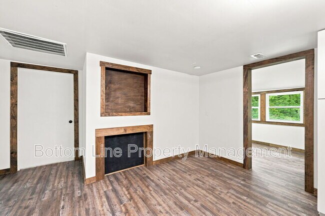 Building Photo - 10317 NC 42
