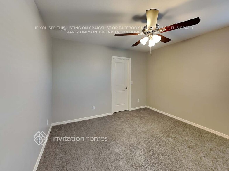 Building Photo - 41230 W Anne Ln