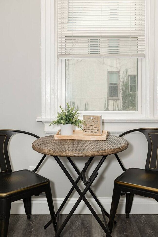 Building Photo - 216 Gilman Ave