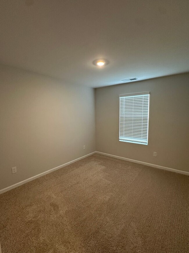 Building Photo - 926 Lodgepole Ln