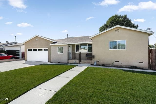 Building Photo - 13240 Ratner St