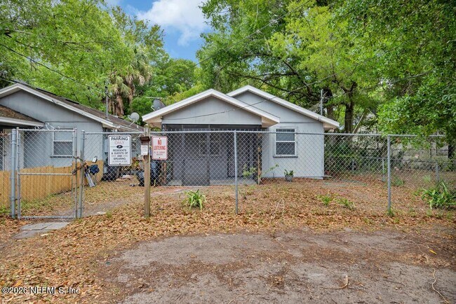 Building Photo - 850 Spearing St