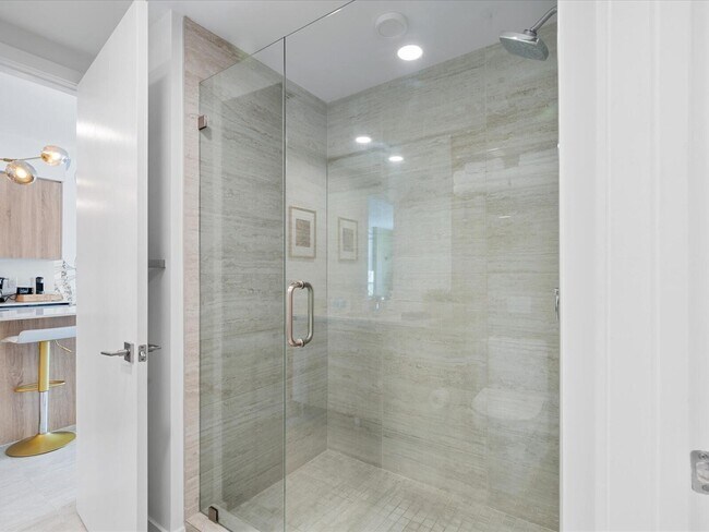 Building Photo - 3900 Biscayne Blvd