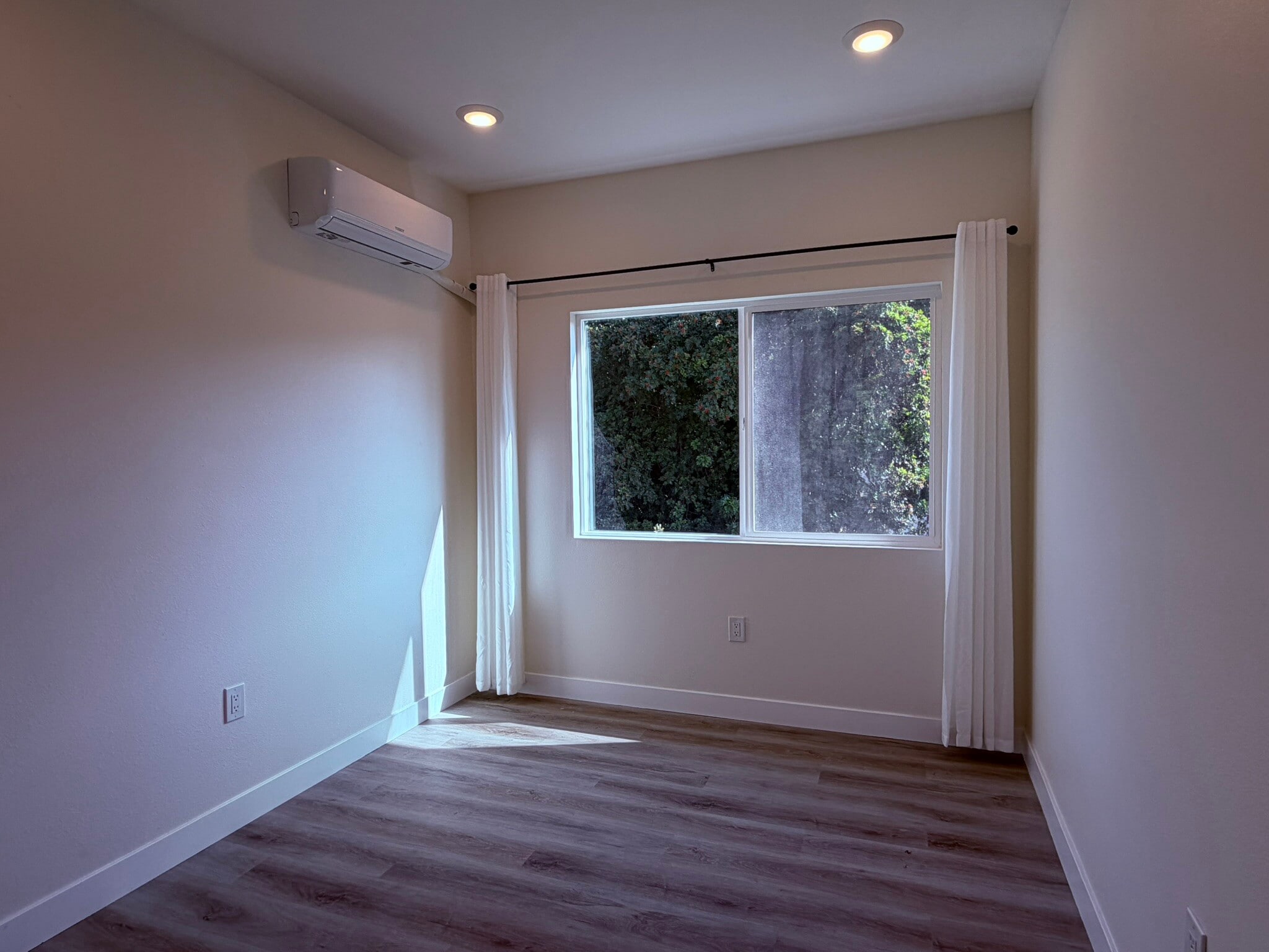 Building Photo - 5664 Campanile Way