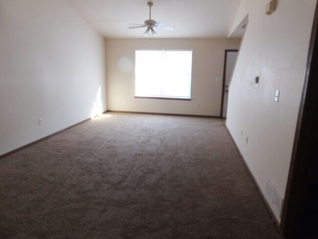 Building Photo - 5801 Canaveral Dr