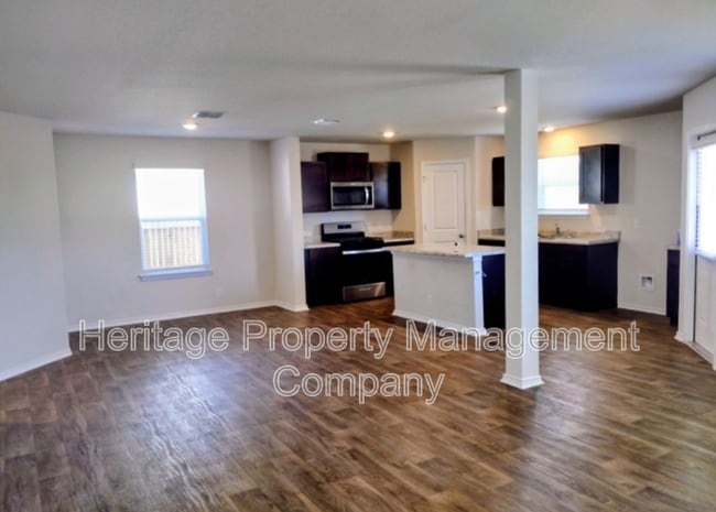Building Photo - 9558 Ranch Lp
