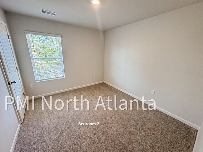 Building Photo - Brand New Flowery Branch Townhome