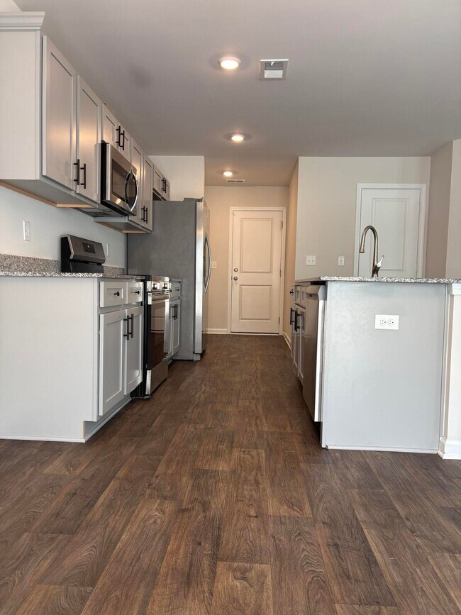 Building Photo - 1848 Lacebark Dr