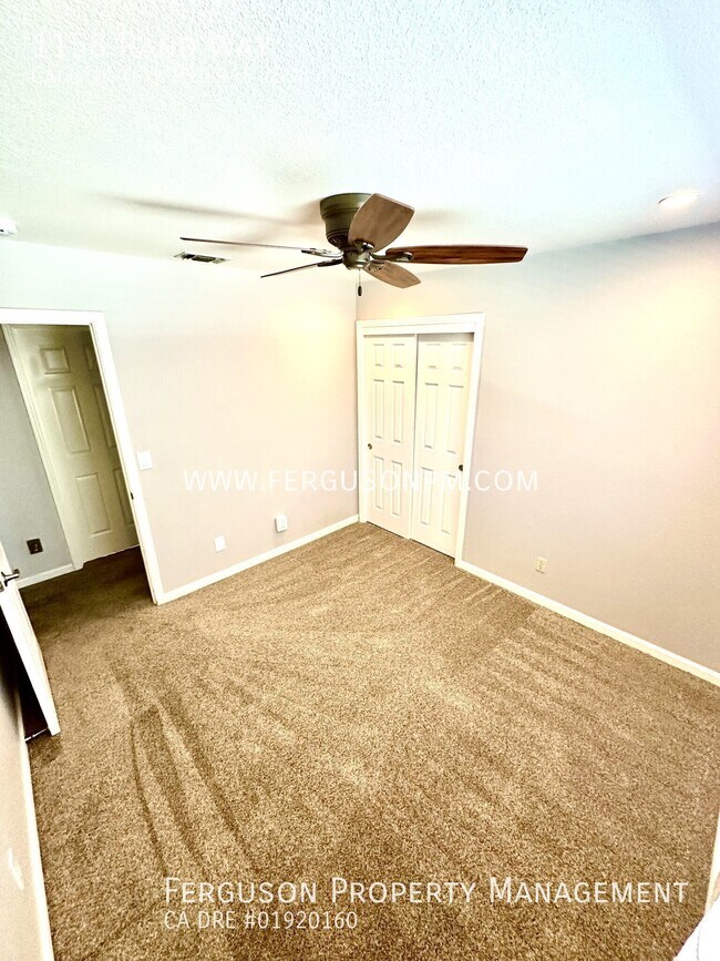 Building Photo - 1158 Rand Way