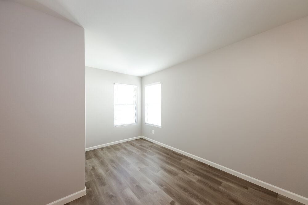 Building Photo - 4116 E Coolbrook Ave