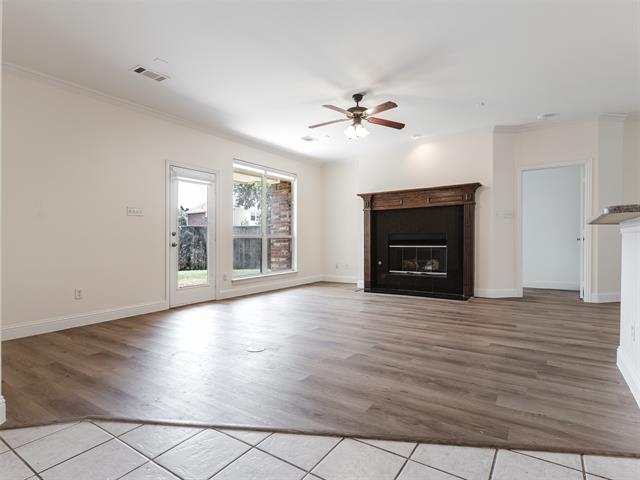Building Photo - 5601 Glenview Ln