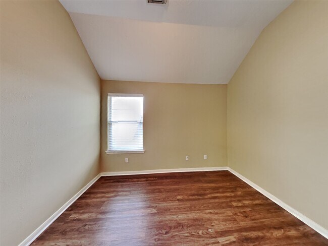 Building Photo - 14302 Baron Creek Ln