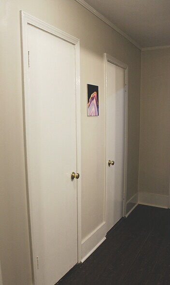 Building Photo - 2529 Napier Ave