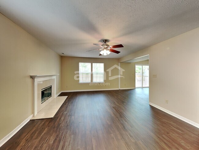 Building Photo - 11926 Titania Cir
