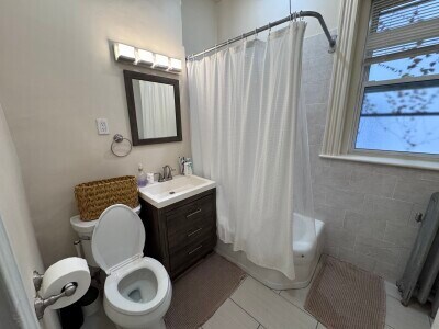 Building Photo - 24 Euston St