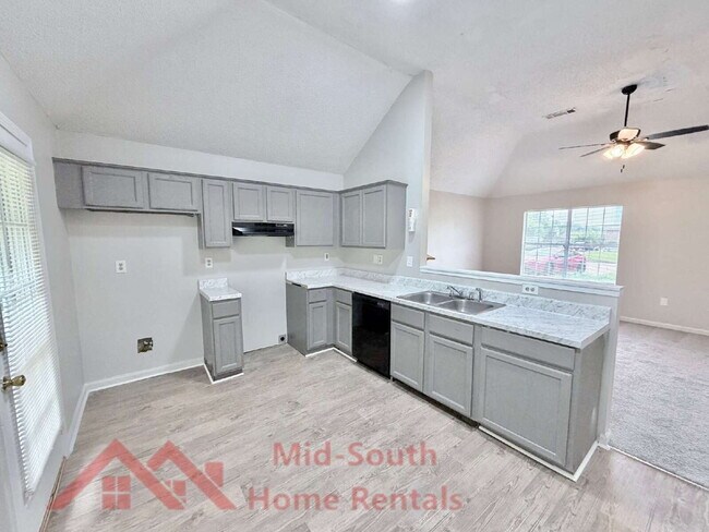 Building Photo - 4473 Cleopatra Cove N
