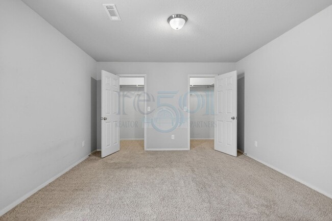 Building Photo - Modern Living in Wisteria: Contemporary 3-Bed 2-Bath Oasis Near I-430