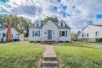 Building Photo - 3611 1/2 King St