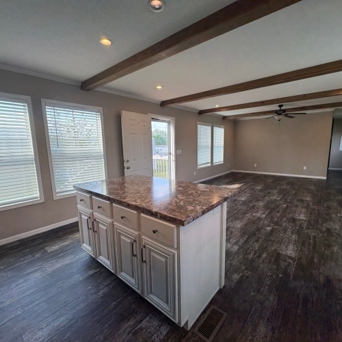 Building Photo - 370 Sycamore Loop