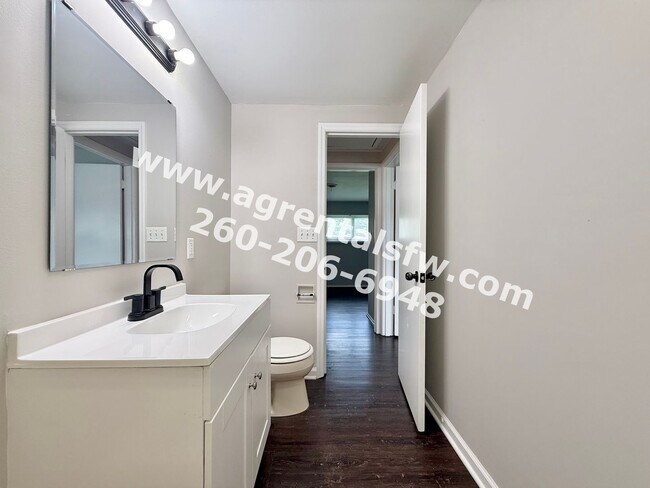 Building Photo - 2627 Belle Vista Blvd