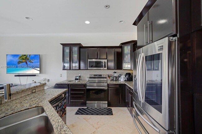 Building Photo - 1400 Meadows Blvd