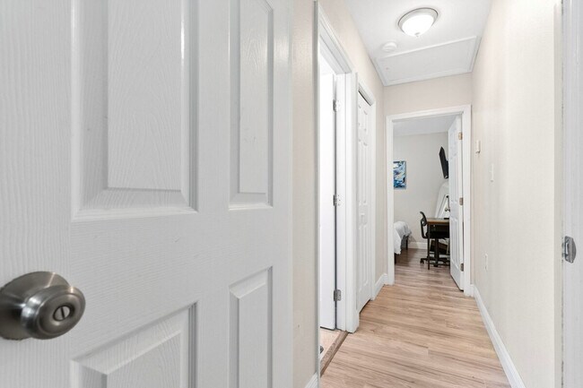 Building Photo - 4501 N 36th St