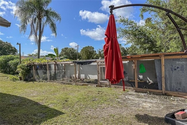 Building Photo - 5572 Myakka Ave