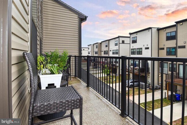 Building Photo - 43444 Stonewood Crossing Ter