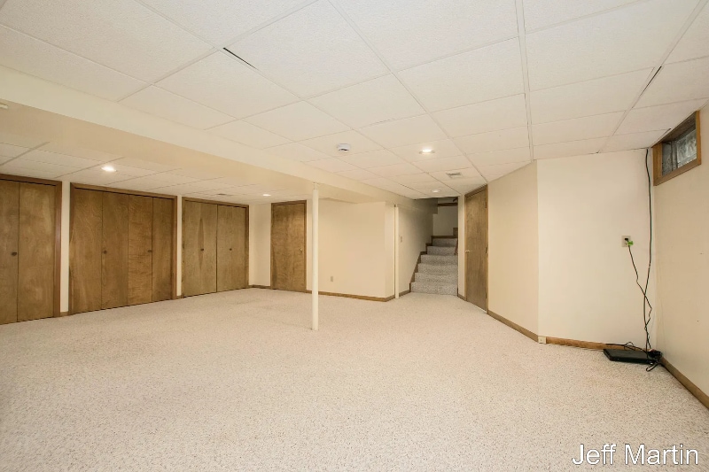 Building Photo - 544 Nordberg Ave NW